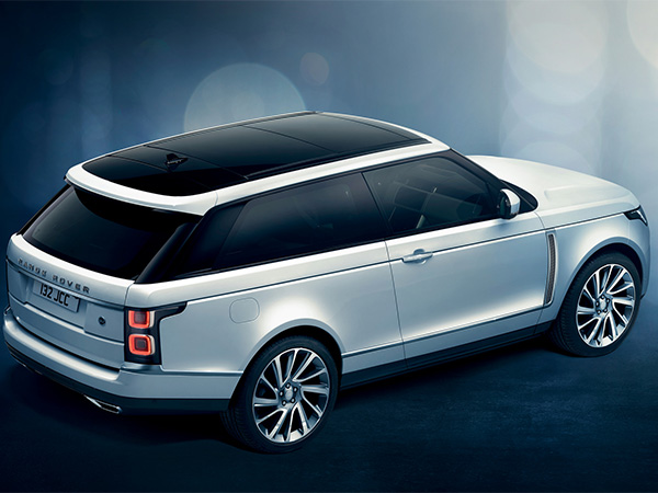 إطلاق سيارة رينج روڤر SV كوبيه: نسخة عصرية أكثر حداثة